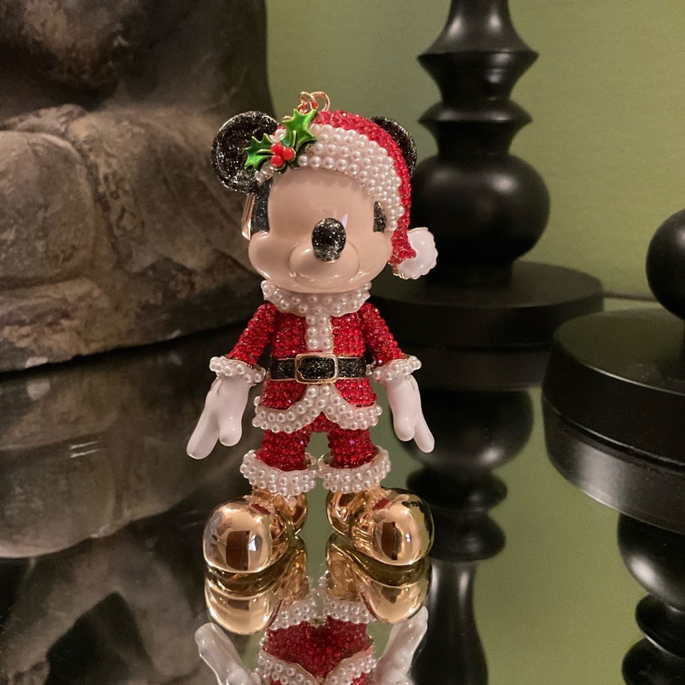 🎄Disney Baublebar Santa Mickey Mouse Bag Charm